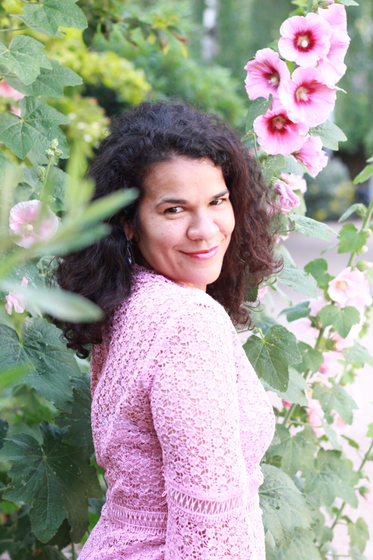 Women in nature doing coaching &healing session